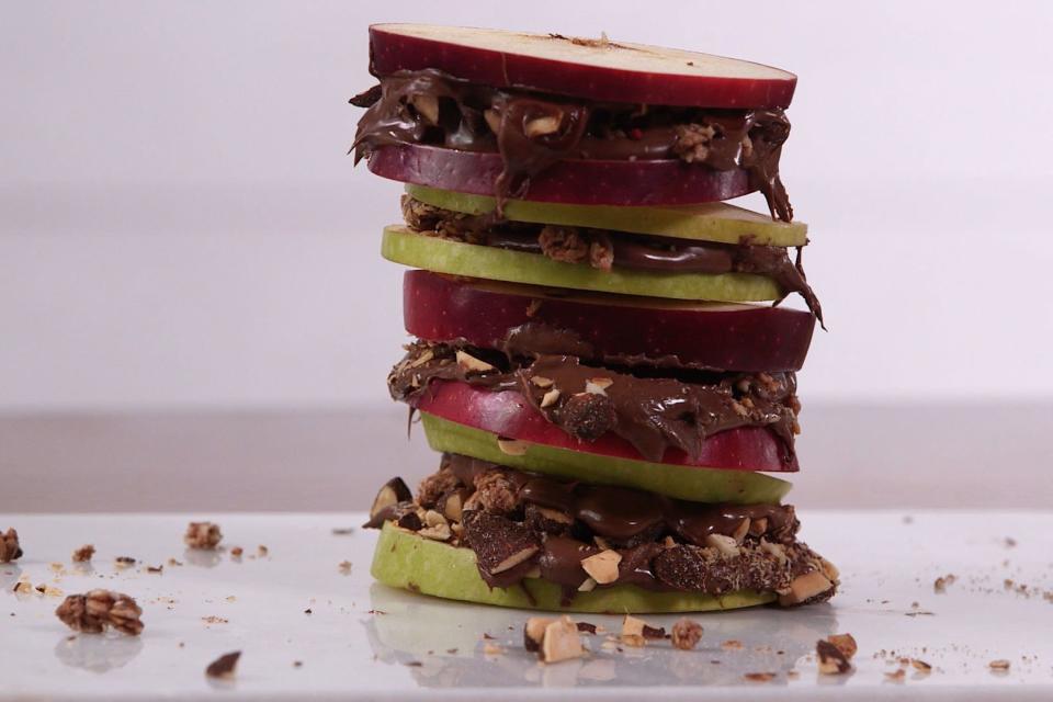 Chocolate Hazelnut Apple Sandwiches