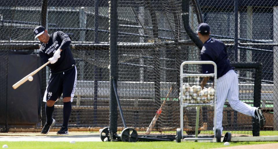 New York Yankees' Alex Rodriguez takes batting practice at the Yankees minor league complex for spring training in Tampa, Florida February 23, 2015. REUTERS/Scott Audette (UNITED STATES - Tags: SPORT)