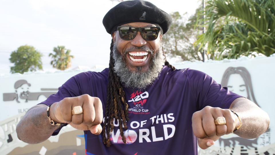 Universe Boss Chris Gayle shows off his 2 World Cup rings at the '100 Days to Go' celebration in Barbados.