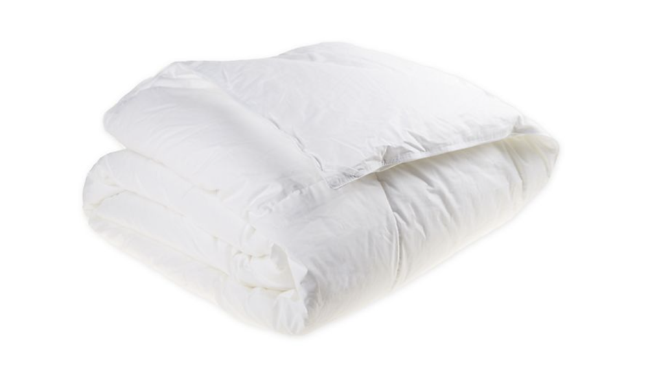 Nestwell Light Warmth Down Alternative Comforter (Photo: Bed Bath & Beyond)