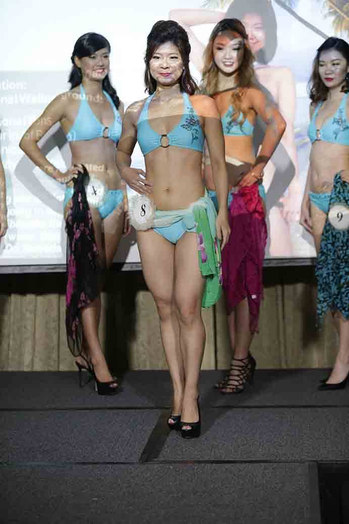 Janice Tay in her swimwear. (Photo: Yahoo Singapore)