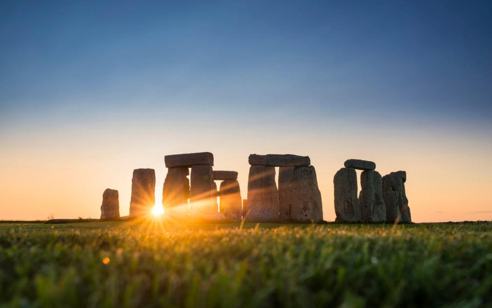 Stonehenge will open on 12 April - English Heritage