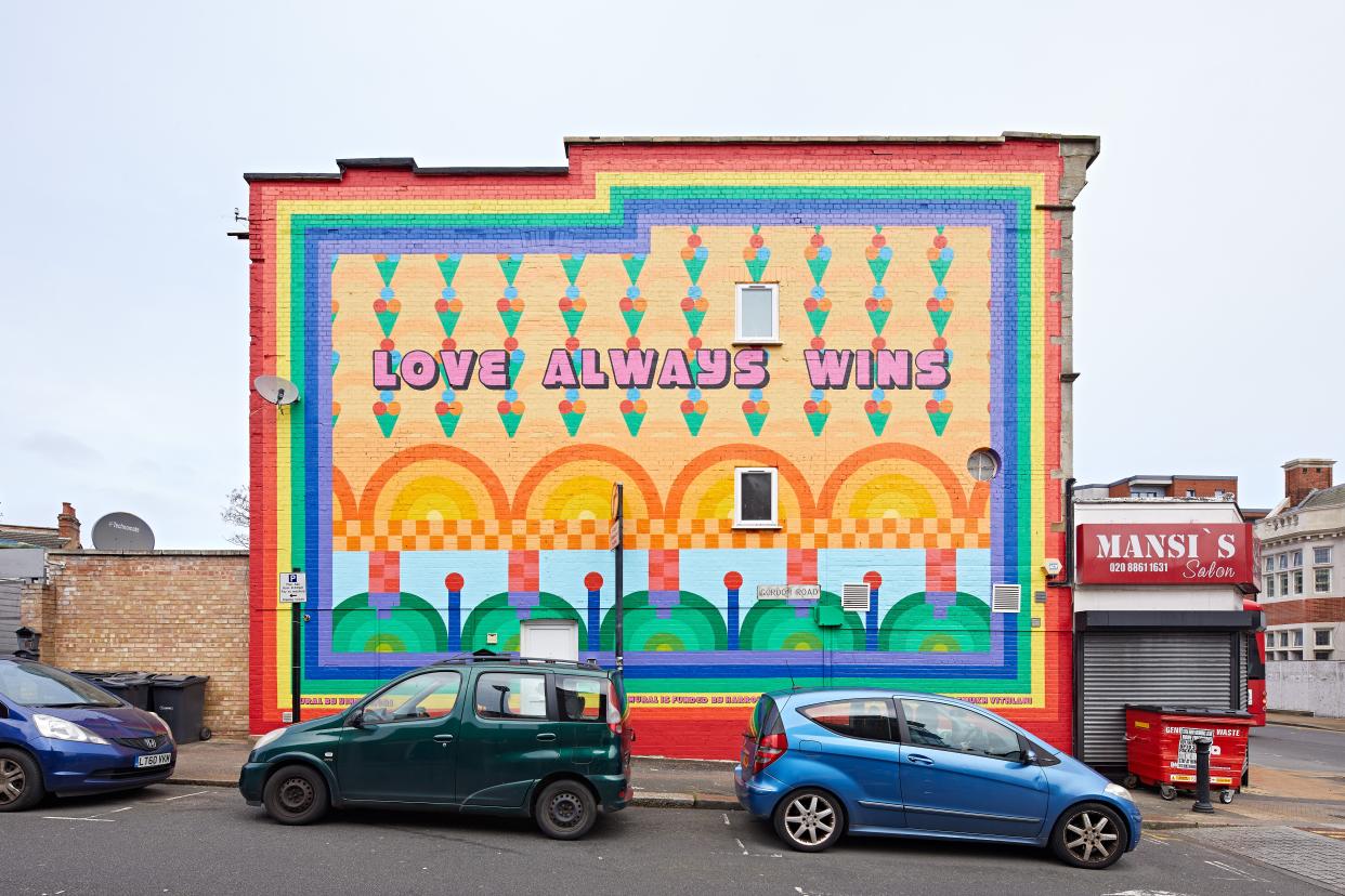 Ilori’s mural in Harrow (@studiostagg)