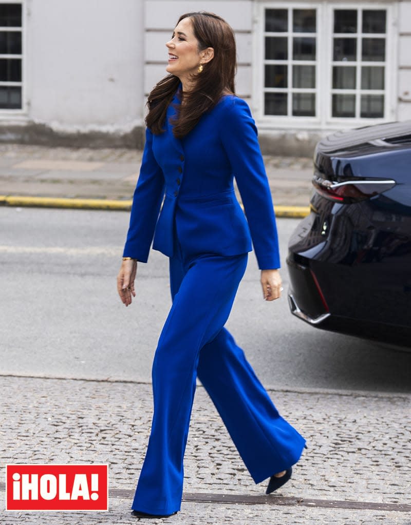 Mary de Dinamarca traje azul