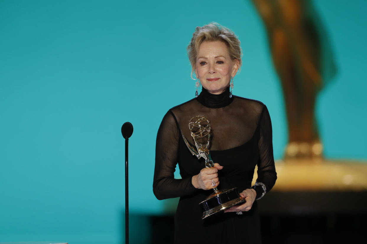 Hacks star Jean Smart tears up accepting her Emmy for Outstanding Lead Actress in a Comedy Series.
