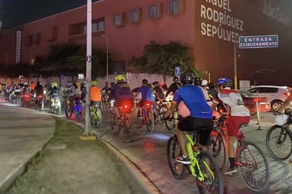 Rodada anual “Rodando por un Ciclista” dedicada a Alejandra (Foto: Carlos Enríquez)