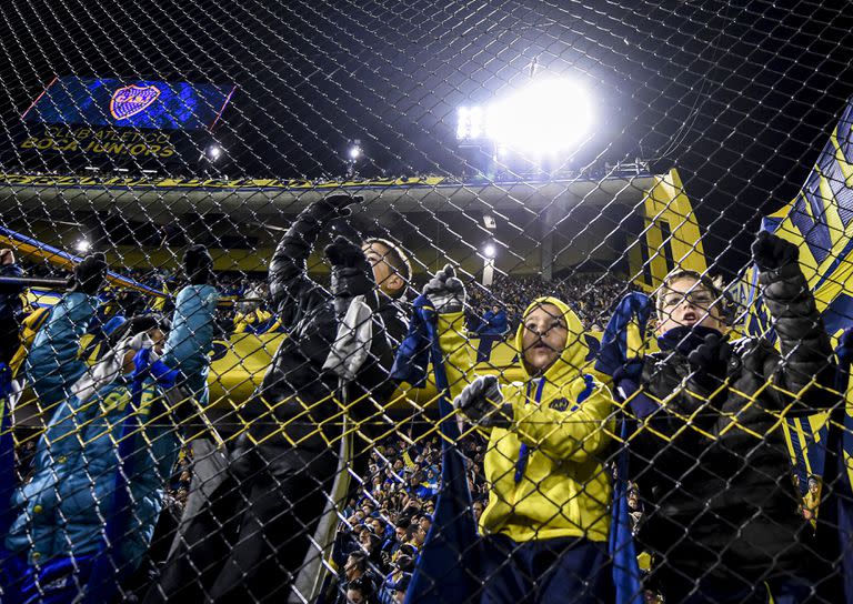 Los fanáticos de Boca durante el empate 1-1 por la Copa Libertadores ante Corinthians, en la Bombonera.