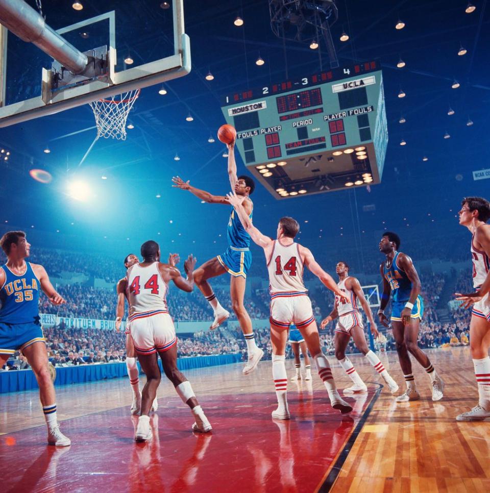 13) 1968: Kareem Abdul-Jabbar Wins MVP