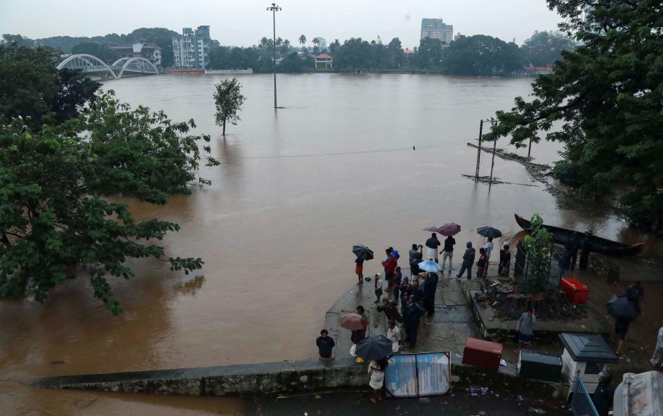 Heavy monsoon triggers floods in India