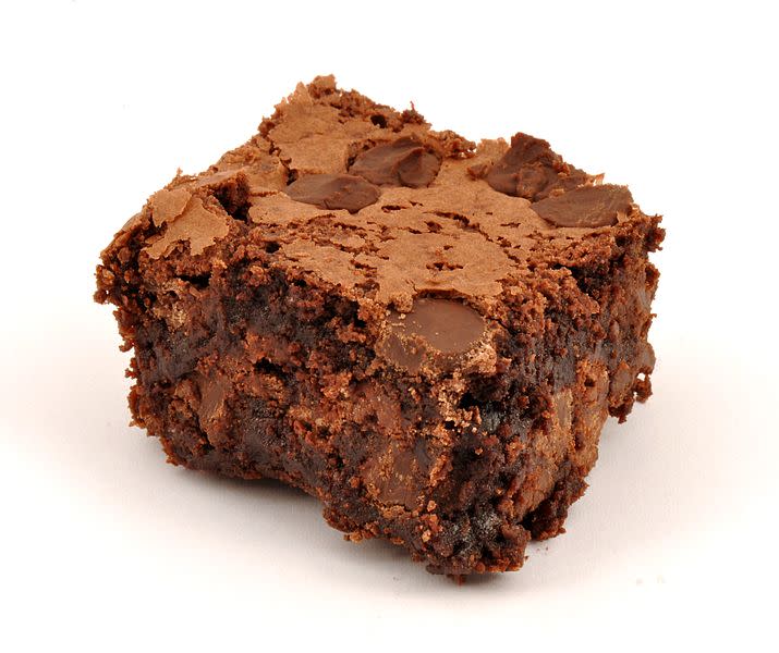 Brownie de chocolate, tu cerebro no olvida fácilmente donde lo guardaste. (Crédito imagen wikipedia).