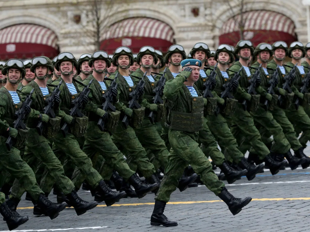Russia plans to mobilize 500,000 soldiers in days. If they don't deliver victory..