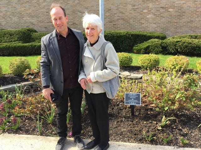 Pat Graney (right) with Michael Dignard, St. Rose chapter president of the Society of St. Vincent de Paul.