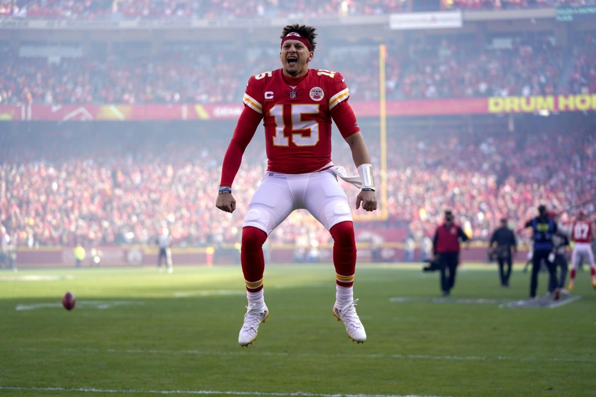 Patrick Mahomes unbothered by criticism after loss: 'People are kind of  waiting for you to go down