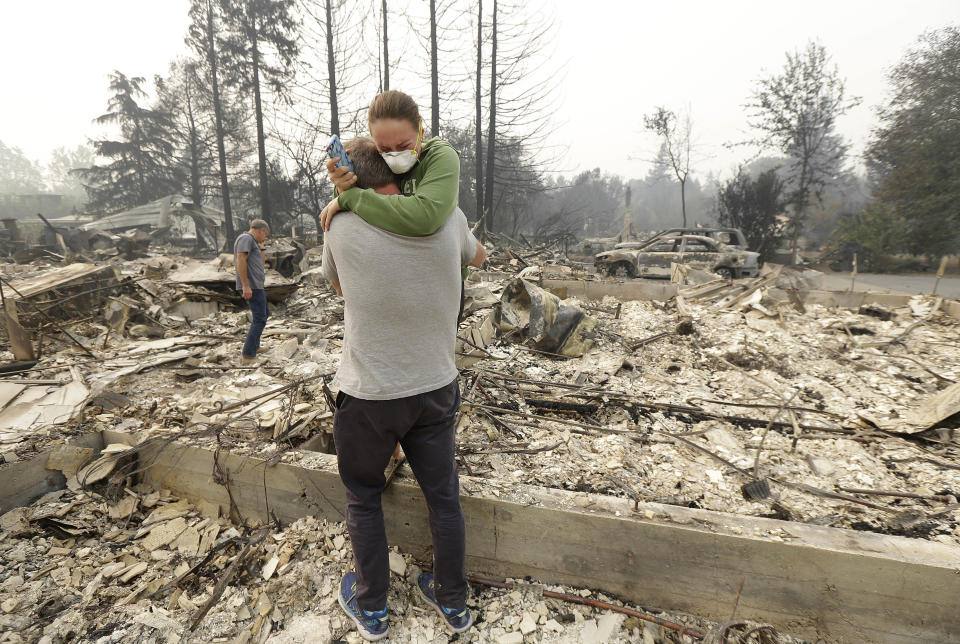 Deadly wildfires ravage Northern California, threaten wine country