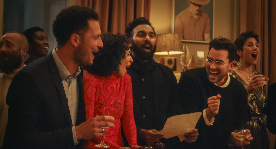 Good Grief. (L to R) Jamael Westman as Terrance, Himesh Patel as Thomas, Ruth Negga as Sophie and Daniel Levy (writer/director/producer) stars as Marc and in Good Grief. (Netflix)