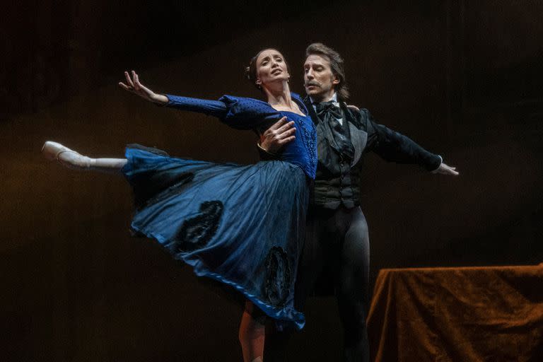 EPI Federico Fernández y Camila Bocca protagonizaron “Onegin”, obra maestra de John Cranko, esta temporada en el Teatro Colón; en Danzar por la Paz harán el dramático dúo del final