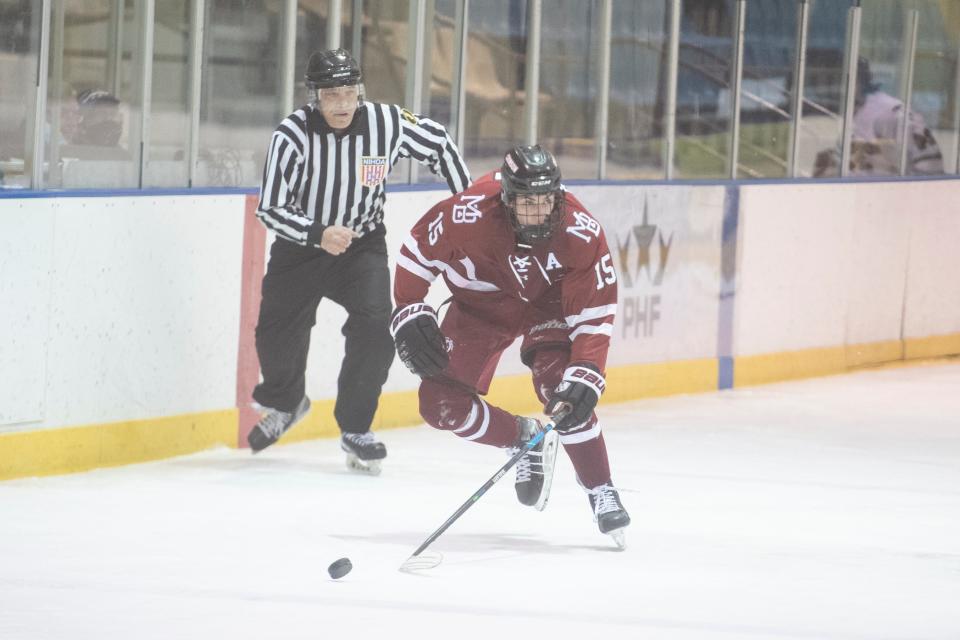 Morristown ice hockey vs. Morristown Beard at Mennen Arena on Friday, December 10, 2021. MB #15 Hollis Humphries in the second period. 