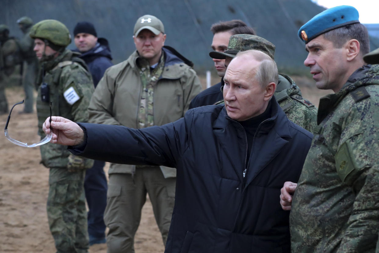 Russian President Vladimir Putin with soldiers