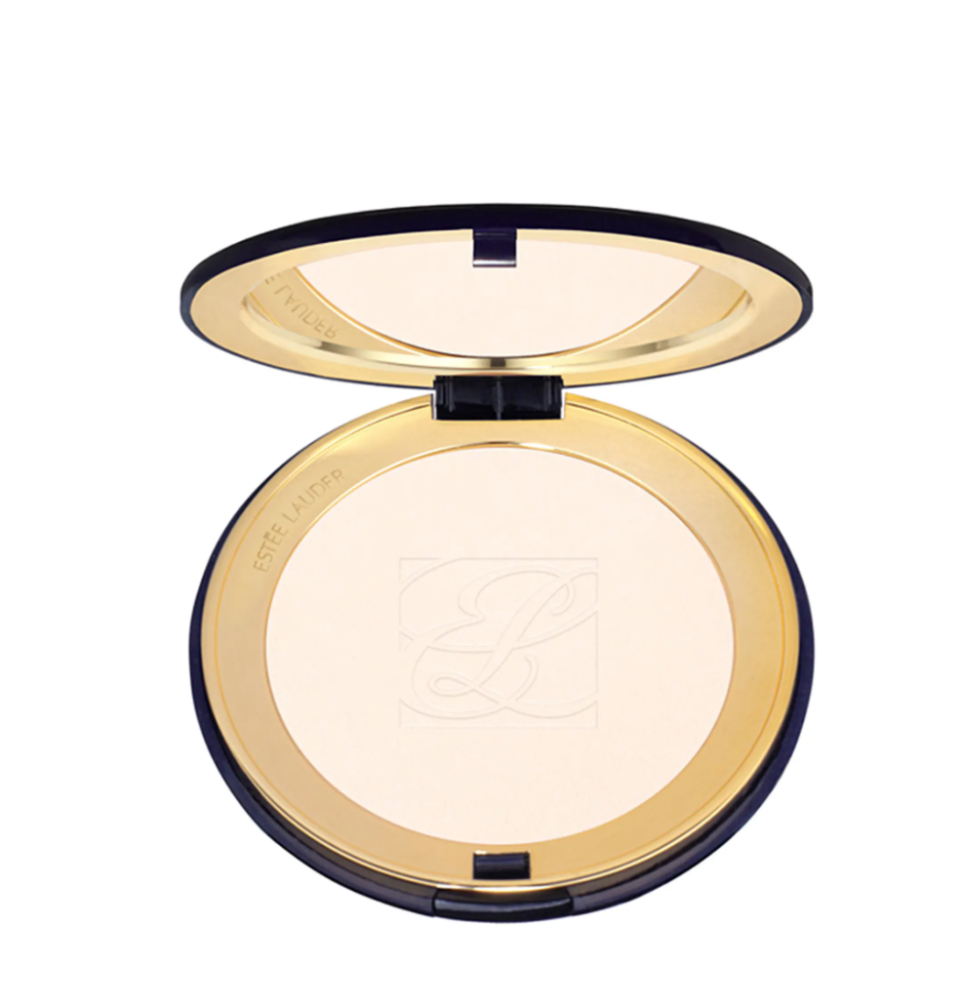 Estée Lauder Double Matte Oil-Control Pressed Powder. Image via Nordstrom.