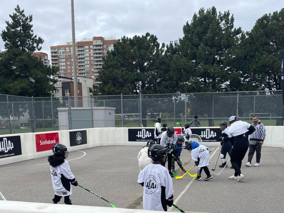 The Hockey Diversity Alliance launched its inaugural Grassroots Original Hockey League last weekend, a program designed to make hockey accessible to children and families who would&#x002019;ve been otherwise priced out. (Yahoo Sports Canada)