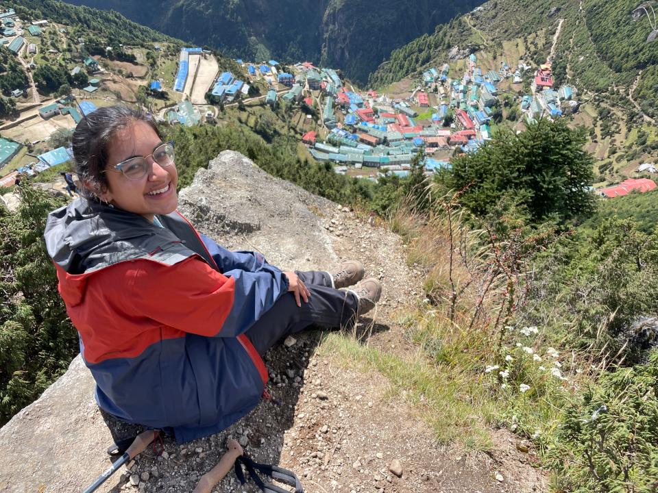 Aleenah Ansari trek to Everest Base camp