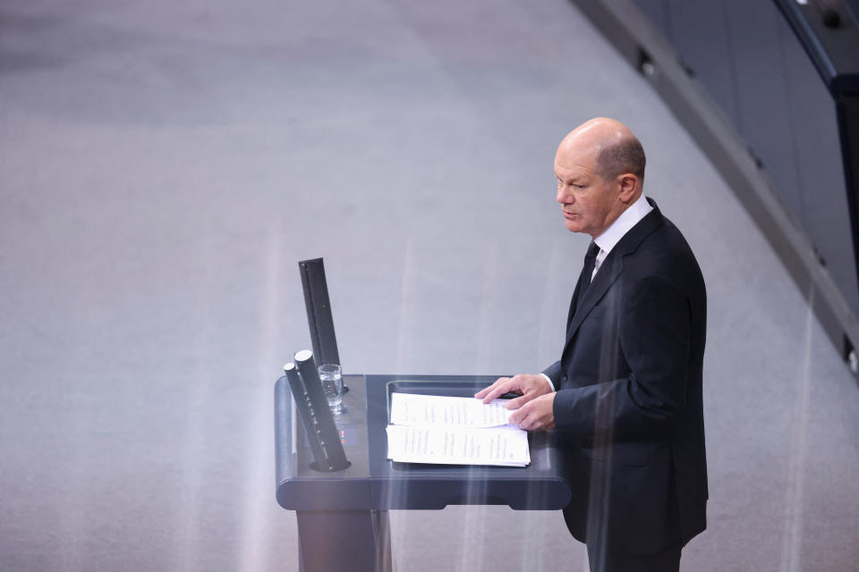 Olaf Scholz bei seiner Regierungserklärung. (Bild: REUTERS/Liesa Johannssen)