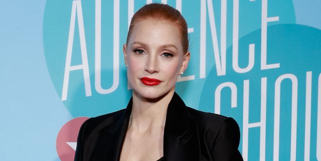 Jessica Chastain looks elegant in chic tailored suit on the red carpet