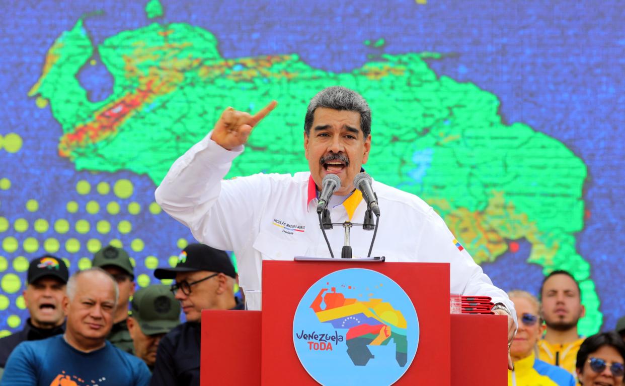  Nicolas Maduro. 