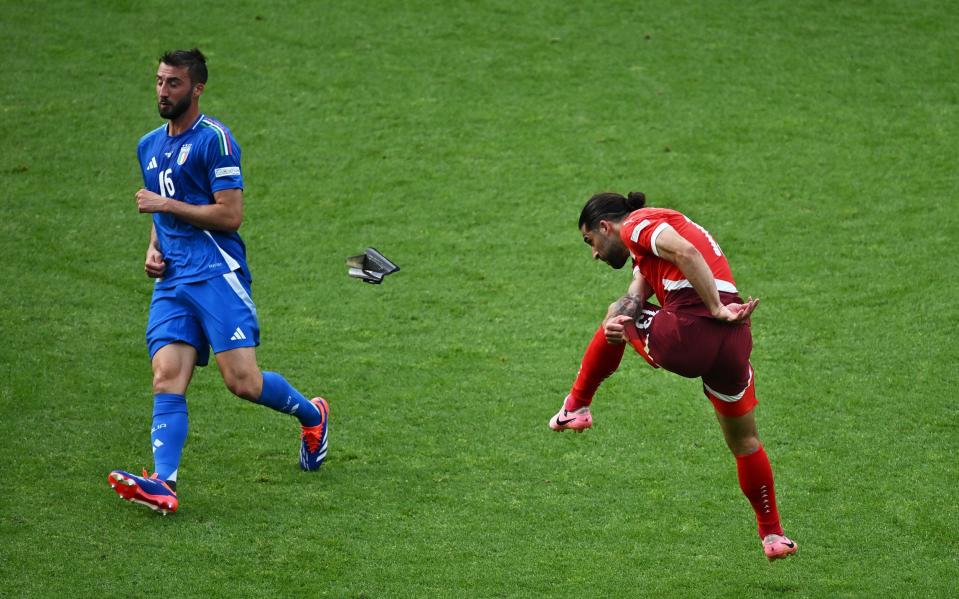 Ricardo Rodriguez shoots off target.