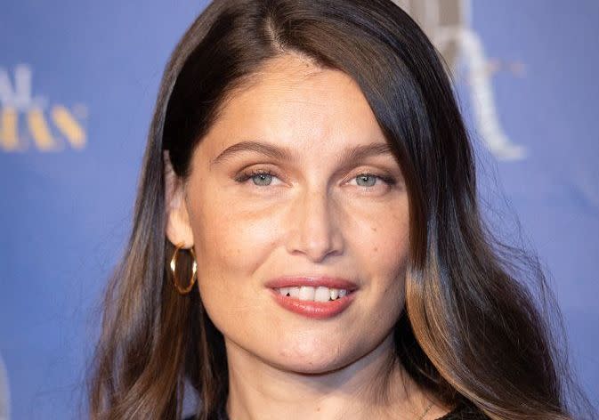 Laetitia Casta, radieuse sur le tapis rouge de « Lui »