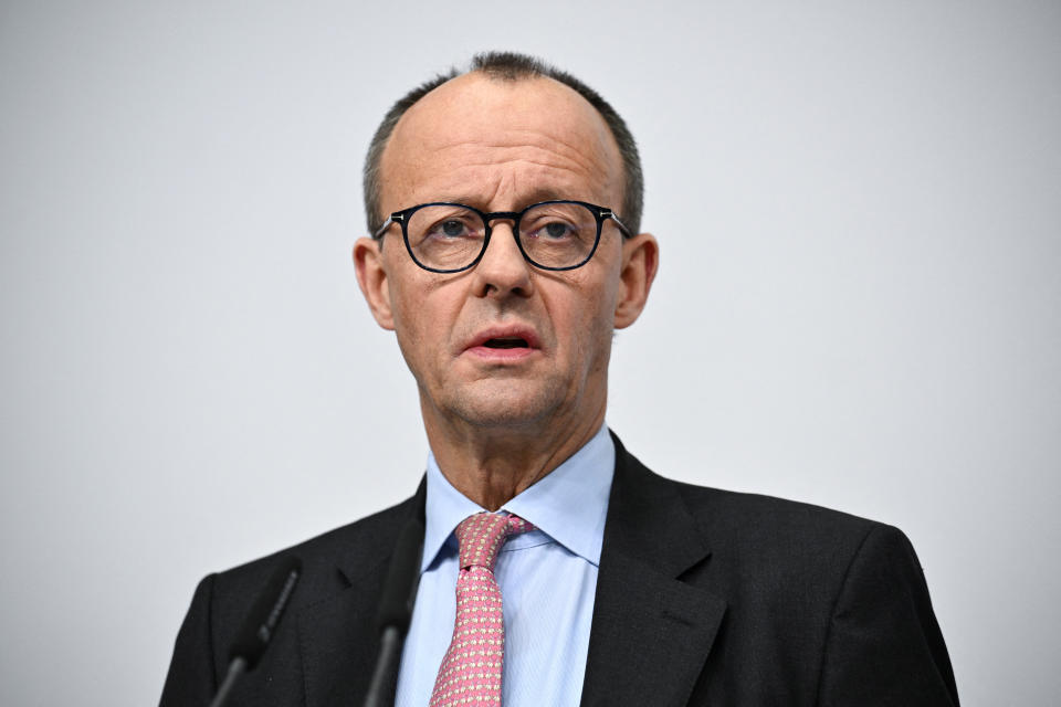 CDU-Parteichef Friedrich Merz bei einer Pressekonferenz im Februar in Berlin (Bild: REUTERS/Annegret Hilse)