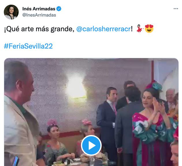 Tuit de In&#xe9;s Arrimadas en el que aparece bailando con Carlos Herrera (Photo: TWITTER INES ARRIMADAS)
