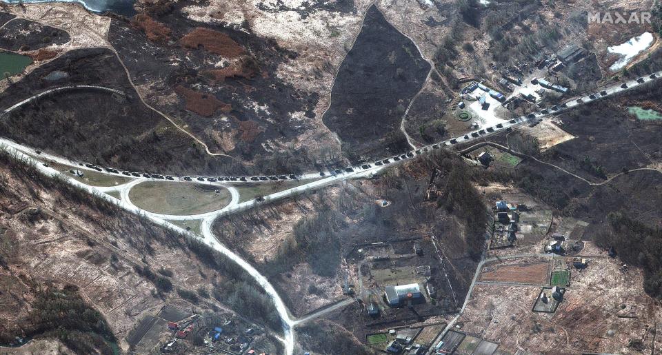 40 mile-long Russian convoy