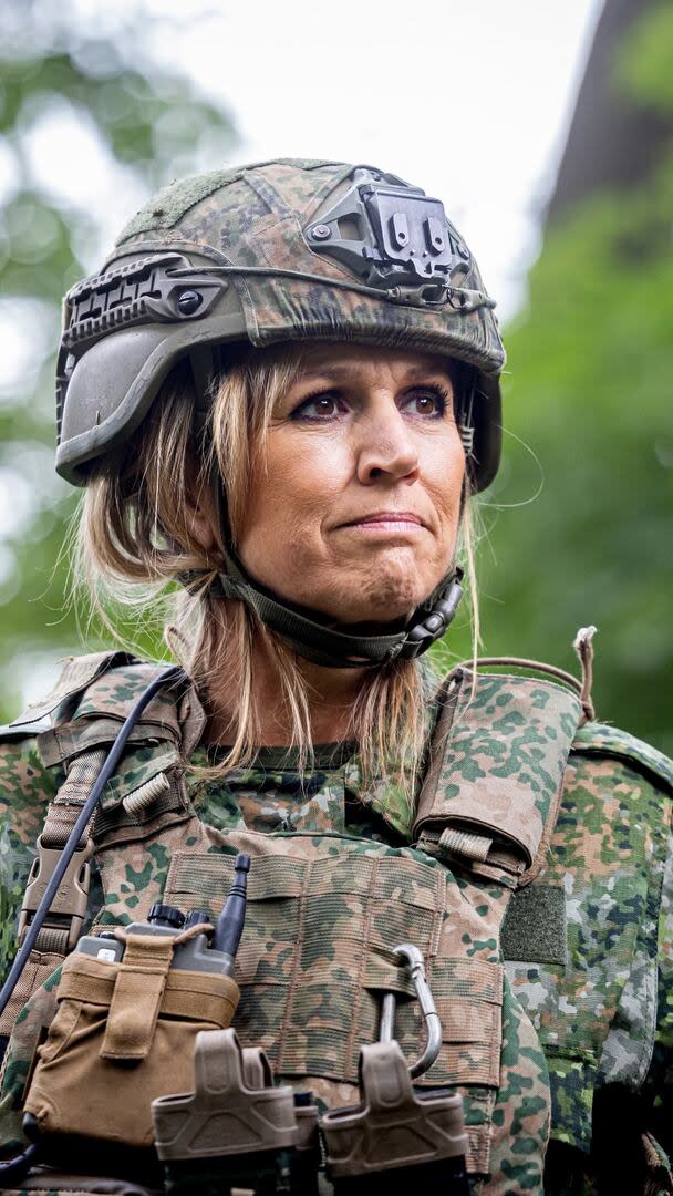 La reina Máxima se calzó el equipo protector para participar de la actividad  (Foto: Instagram @patrickvkatwijk)