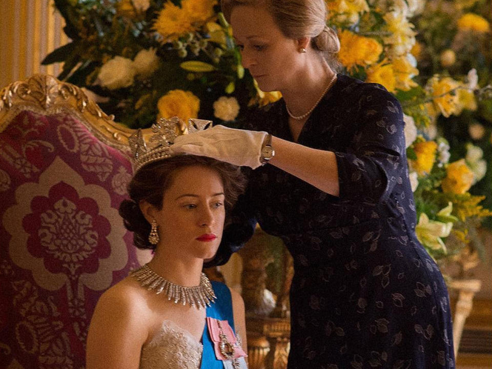 <p>Für ihre Darstellung in “The Crown” sammelte Claire Foy jede Menge Preise. Finanziell liegt die 33-Jährige aber noch weit abgeschlagen auf der Liste: 40.000 US-Dollar kassierte sie für jede Episode.<br> (Bild-Copyright: thecrownnetflix/Instagram) </p>