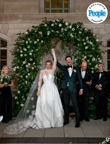 <p>Kathy Thomas Photography</p> Lauren Alaina and Cam Arnold on their wedding day