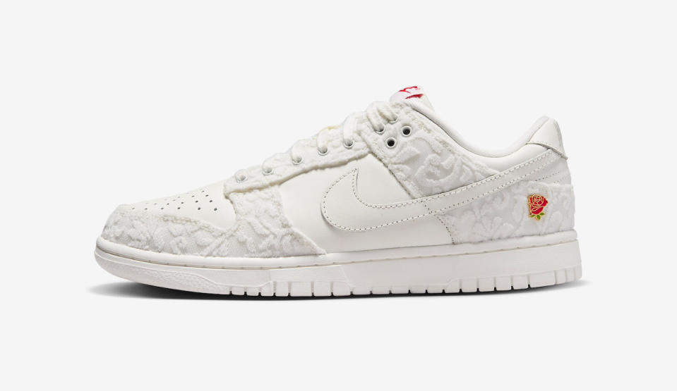 Nike Dunk Low You Deserve Roses 