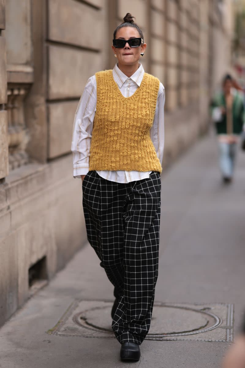 <p> While a white shirt is eternally classic, simple stripe styles can also go just as far in your wardrobe. whether you opt for pinstripes or an artistic stripe print<u>,</u> the possibilities are endless. </p>