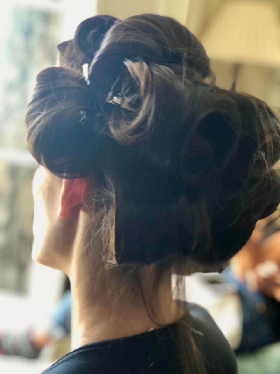Jennifer Garner's longtime stylist Adir Abergel gave Allure a behind-the-scenes look at the actor's voluminous hairstyle for the 2018 Oscars.