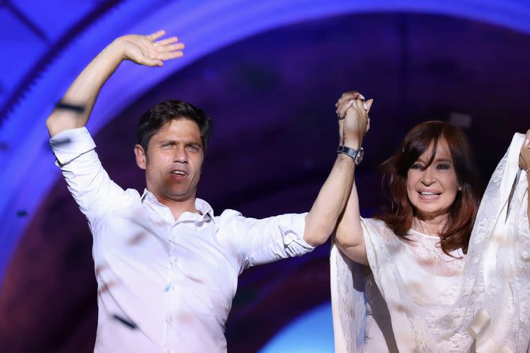 Kicillof estuvo anoche con la vicepresidenta en Juncal y Uruguay