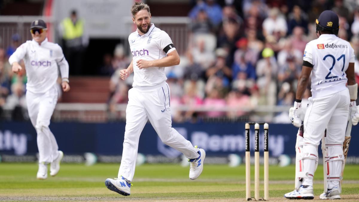 Chris Woakes in the wickets as Ollie Pope’s England dominate Sri Lanka