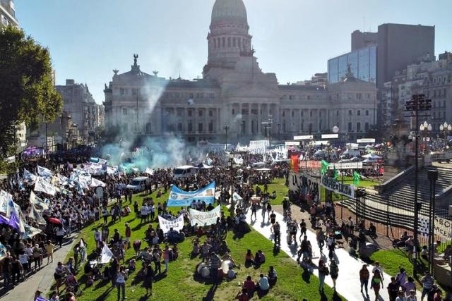 8M Día de la Mujer, en vivo: el minuto a minuto de los actos y las marchas