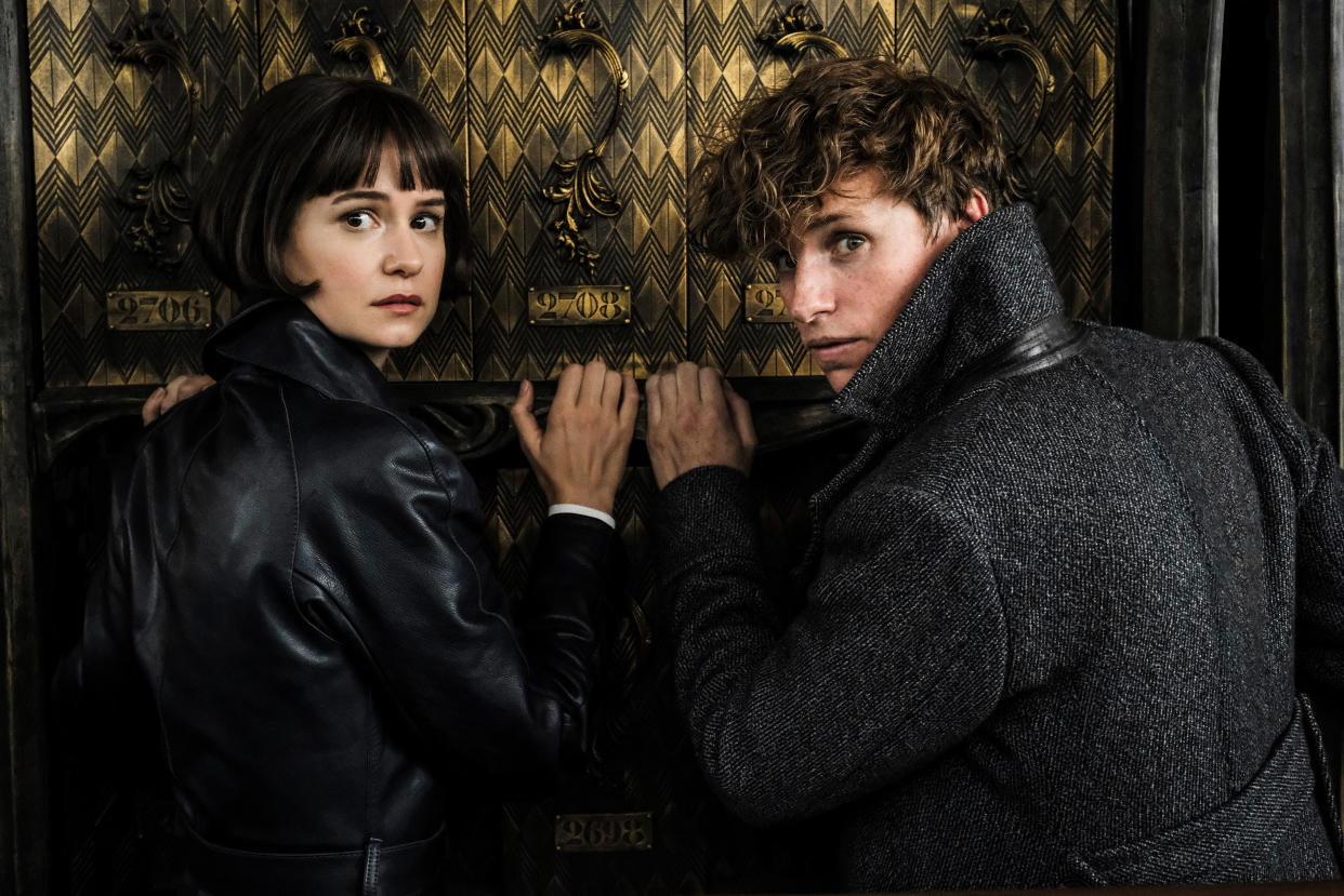 Katherine Waterston and Eddie Redmayne in <em>Fantastic Beasts: The Crimes of Grindelwald</em> (Photo: Jaap Buitendijk/Warner Bros. Entertainment Inc./Courtesy Everett Collection)