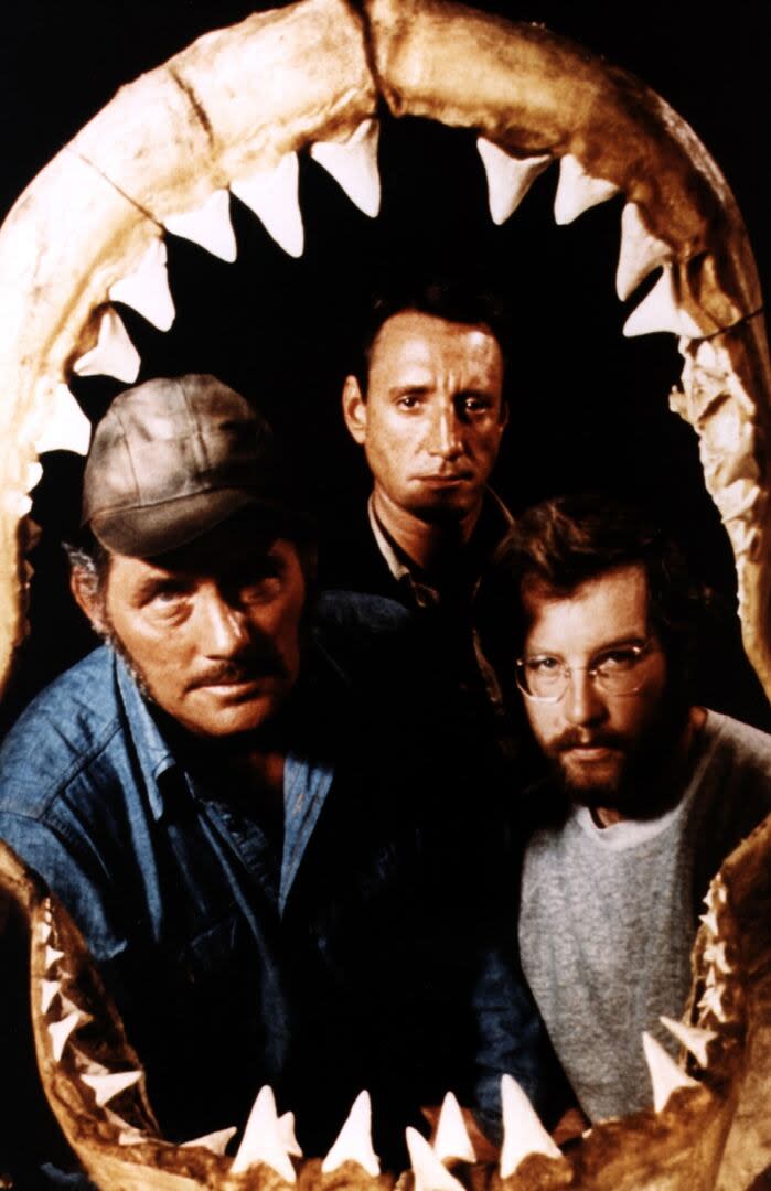 Robert Shaw, Roy Scheider y Richard Dreyfuss en Tiburón