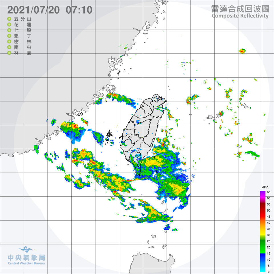 對流雲系發展旺盛，包括恆春半島、蘭嶼與綠島都發布大雨特報，民眾要小心局部大雨。   圖：中央氣象局/提供