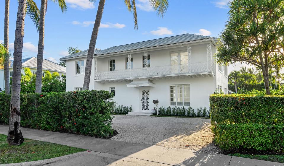 A just-renovated 1950s-era Palm Beach house at 315 Cocoanut Row sold in May 2023 for a recorded $14 million. Douglas Elliman Real Estate agents Chris Leavitt and Ashley McIntosh had the listing and negotiated in the sale opposite their Elliman colleague Gary Pohrer.