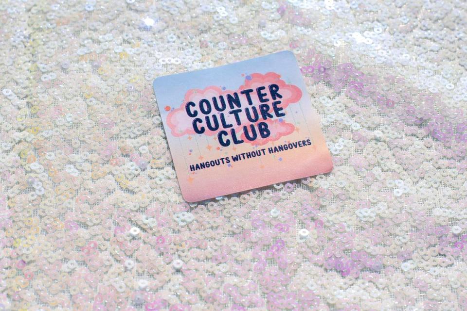 Counterculture Club is an alcohol-free community in Charlotte that offers a monthly membership for women as well as sobriety coaching and events for the public in Charlotte.