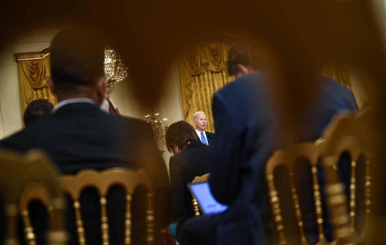 US President Joe Biden speaks about the economy and the middle class, in the East Room of the White House in Washington, DC, on September 16, 2021. (Photo by Brendan Smialowski / AFP) (Photo by BRENDAN SMIALOWSKI/AFP via Getty Images)