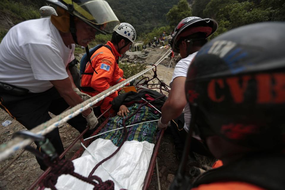 Guatemalan bus plunges off cliff