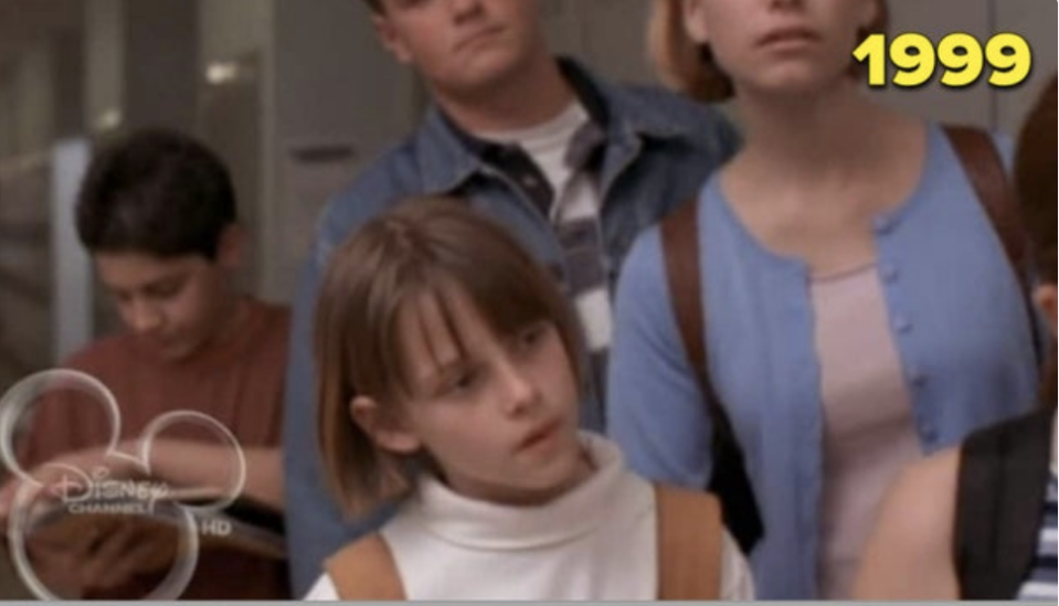 Kristen Stewart as a kid by the lockers